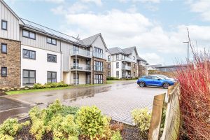 Knights Grove, Newton Mearns, East Renfrewshire, G77 6GP