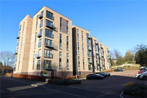 Dorchester Avenue, Glasgow, G12 0AW