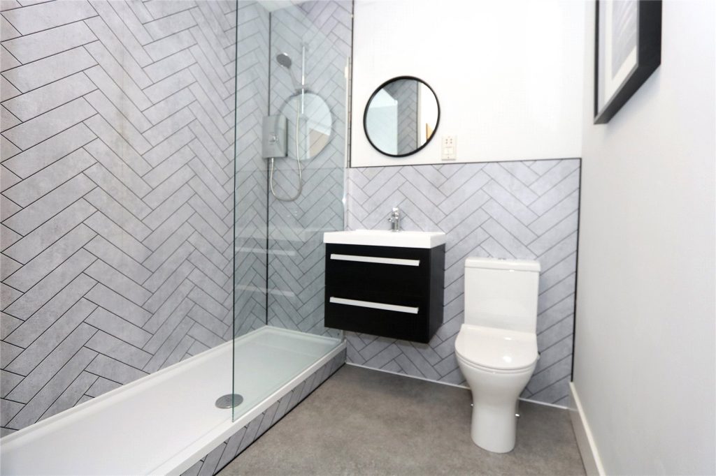 15, Dover Street, Glasgow (G3 7BG)