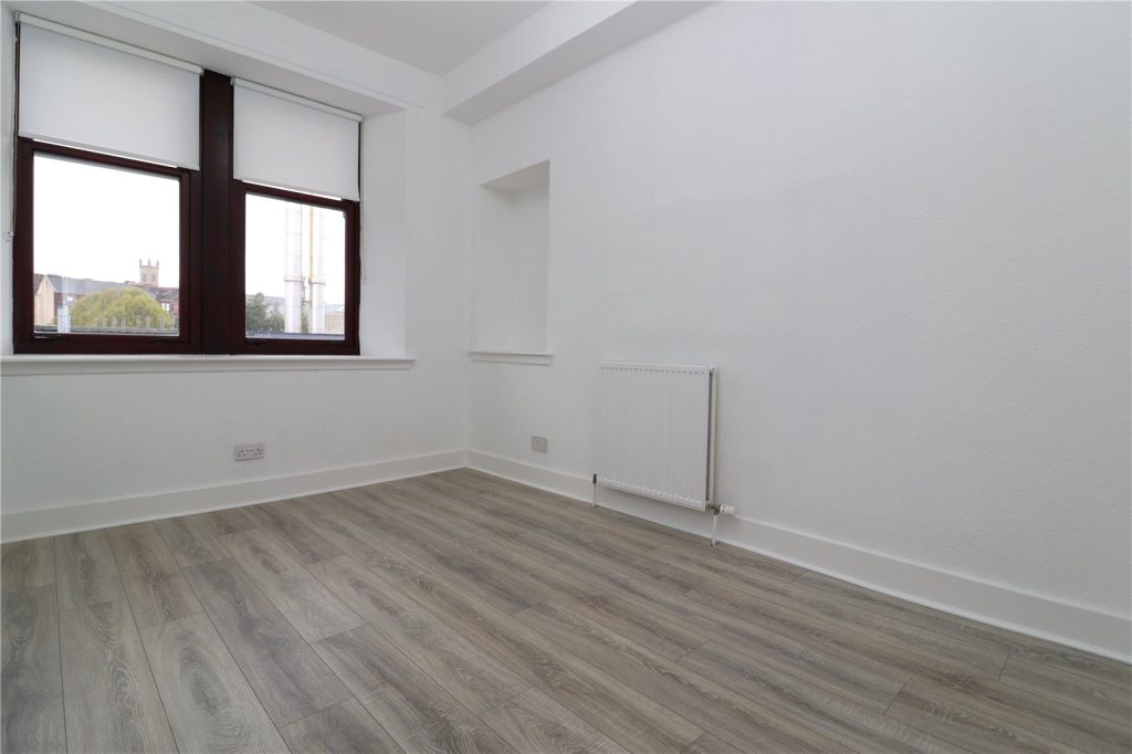 52, George Street, Paisley (PA1 2LD)