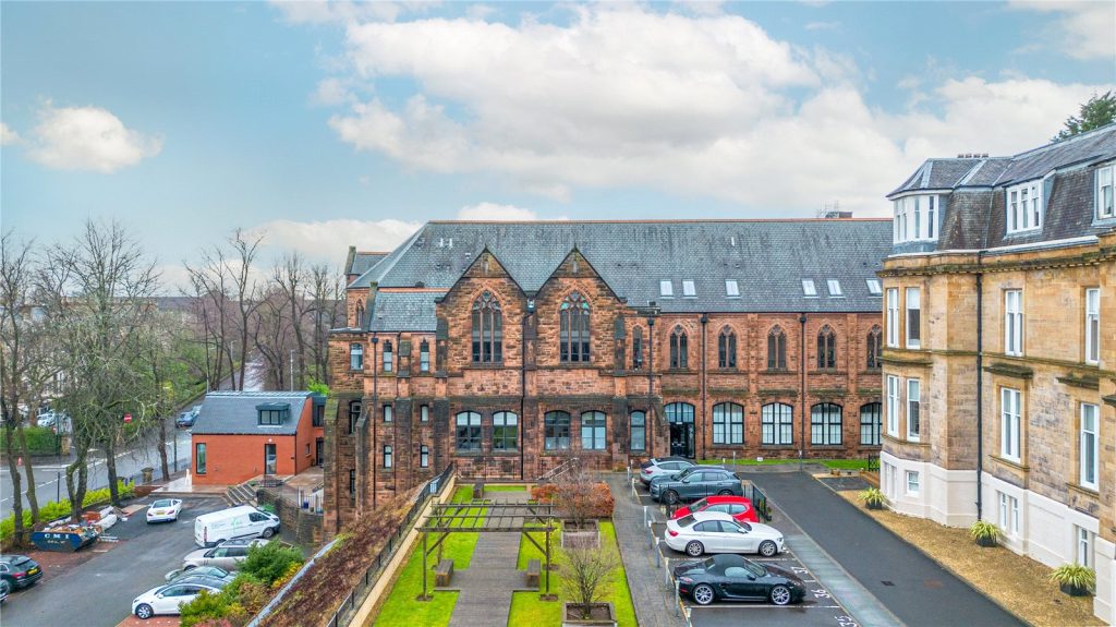 90, Victoria Crescent Road, Glasgow (G12 9JL)