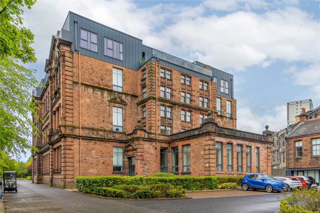 27, Broomhill Avenue, Glasgow (G11 7BF)