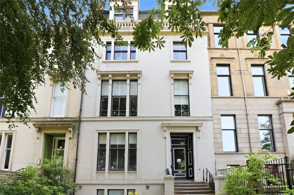 33, Hamilton Drive, Glasgow (G12 8DN)