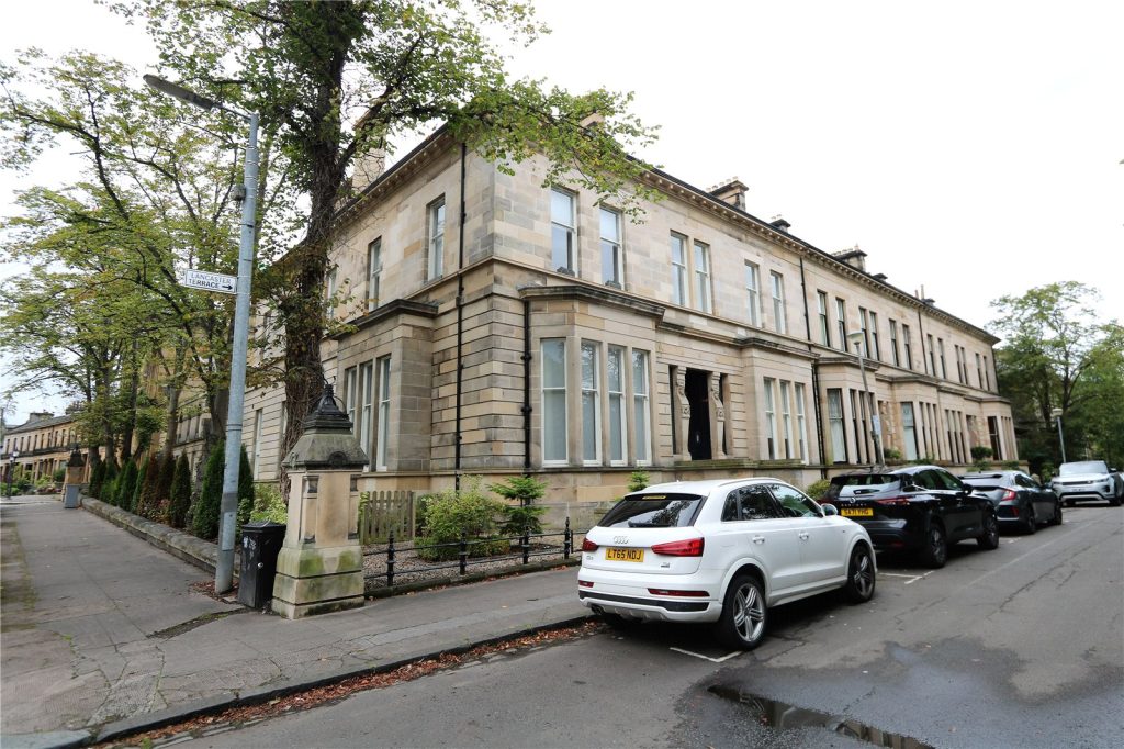 1, Lancaster Terrace, Glasgow (G12 0UT)