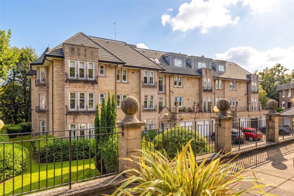 23, Victoria Circus, Roseberry Court, Glasgow (G12 9LB)